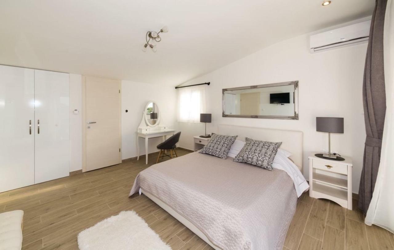 Luxury Villa Vela Rina Мали Дървеник Екстериор снимка